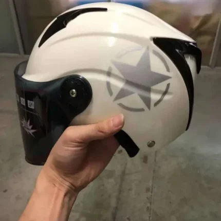 Half Face Homologovana Kaciga Crna i Bela